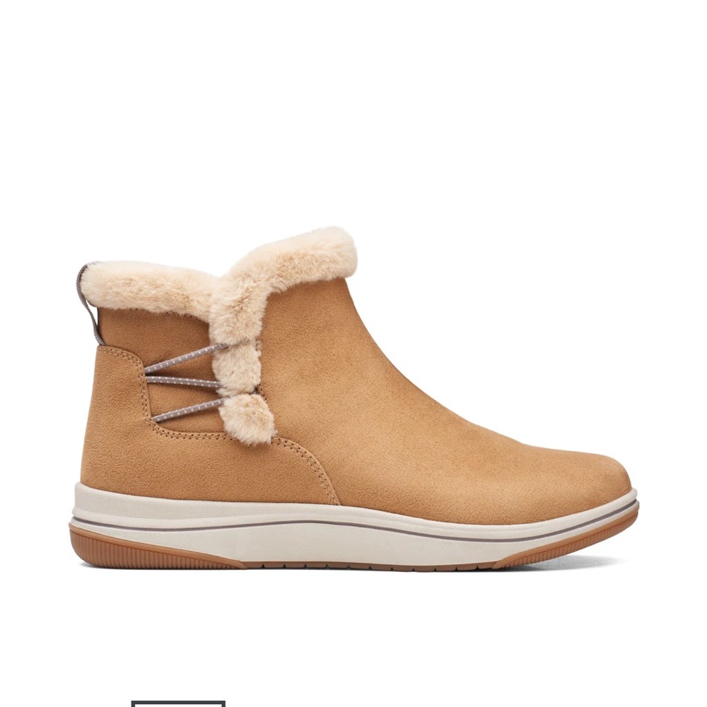 Clark’s Breeze Boots size 8.5